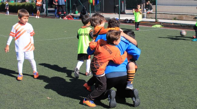 Çocuklarınıza Mücadeleyi, Yardımlaşmayı ve Rekabeti Spor İle Öğretin
