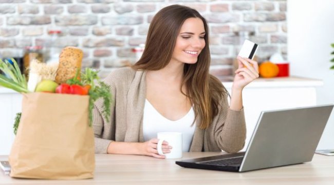 Online alışverişlerde debit kartlar revaçta