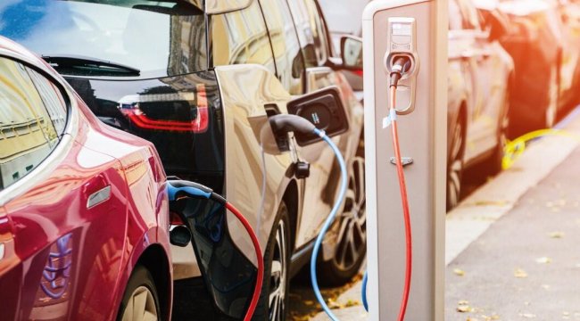 Tüketiciler elektirikli otomobile hazır