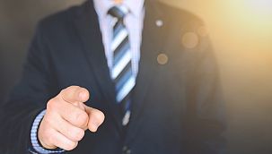 Çalışanlar pozitif ve güvenilir lider istiyor