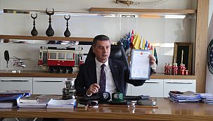 Gölbaşı’nda 74 parsel imar planı çözüldü, tapular alındı