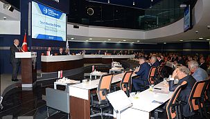 Cari açık için seferberlik ilan edilmeli