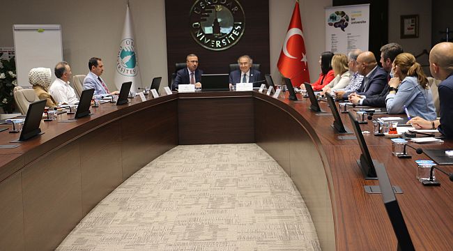 Lise öğrencileri, sosyal medya bağımlılığına sahip