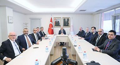 Ders kitabı basımında özel sektör yayınevlerinden hizmet alınmalı