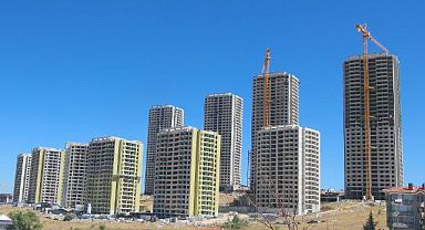 Akçalı konutlarının inşaatları aralıksız devam ediyor