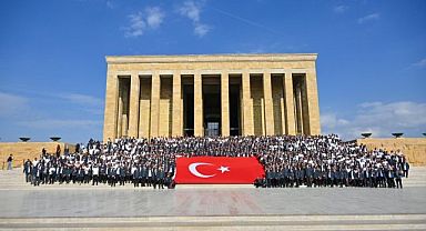 Betek Boya Anıtkabir’de Ata’nın huzuruna çıktı
