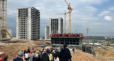 Akçalı konutlarının inşaat çalışmaları ortaklara gezdirildi