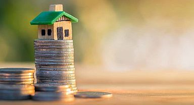 Konut satışları azaldı, konut kredisi borçlanmaları arttı