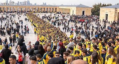 1907 Fenerbahçe Derneği'nden 22. geleneksel Anıtkabir ziyareti