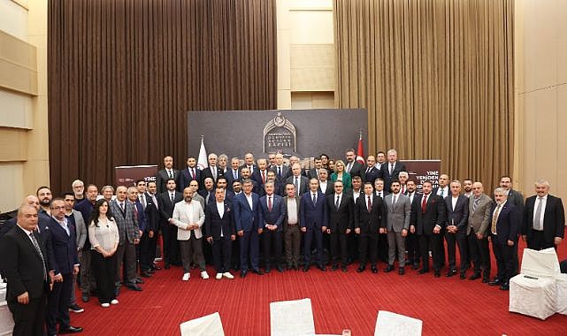 Dünyanın en büyükleri arasında giren Türk inşaat firmaları Ankara'da buluştu