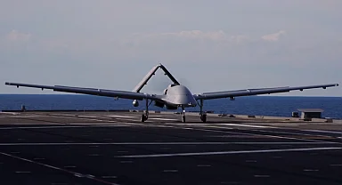 Bayraktar TB3'ten tarihi başarı! TCG Anadolu'da KUSV kontrol testi başarıyla tamamlandı