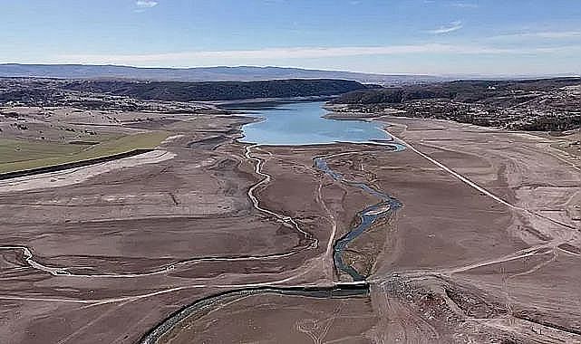 Ankara'da su alarmı: barajlarda aktif doluluk oranı yüzde 1,35'e geriledi