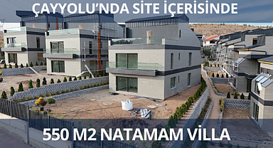 Çayyolu Park Caddesinde site içerisinde satılık natamam villa