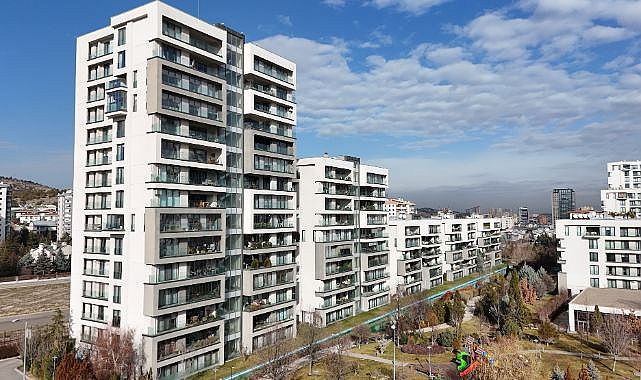 Konut fiyatları kağıt üzerinde duruyor, kasada düşüyor