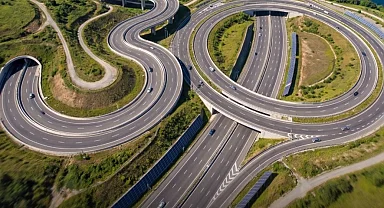 Türkiye'nin bölünmüş yol ağı 30 bin kilometreyi aştı! Dünya çevresinin 4’te 3’ü kadar