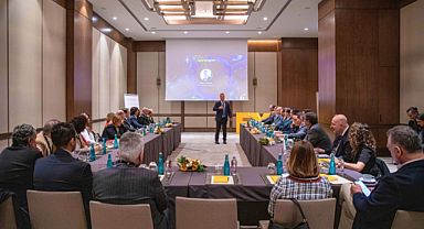 Otomotiv sektörü temsilcileri yuvarlak masa toplantısında bir araya geldi