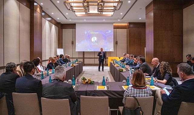 Otomotiv sektörü temsilcileri yuvarlak masa toplantısında bir araya geldi