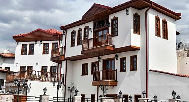 Ankara Kalesi’nde tarihi doku gastronomiyle yeniden canlanıyor