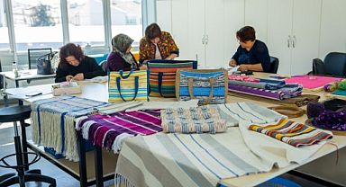 Gölbaşı’nda atıklar sanata dönüşüyor