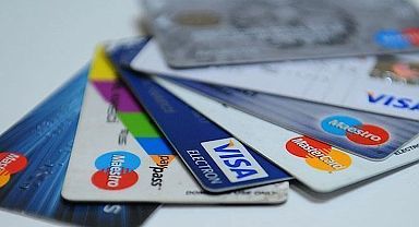 Kredi kartı borcunda görünmez faiz tuzağı: 1 dakika geciken kara listeye düşüyor